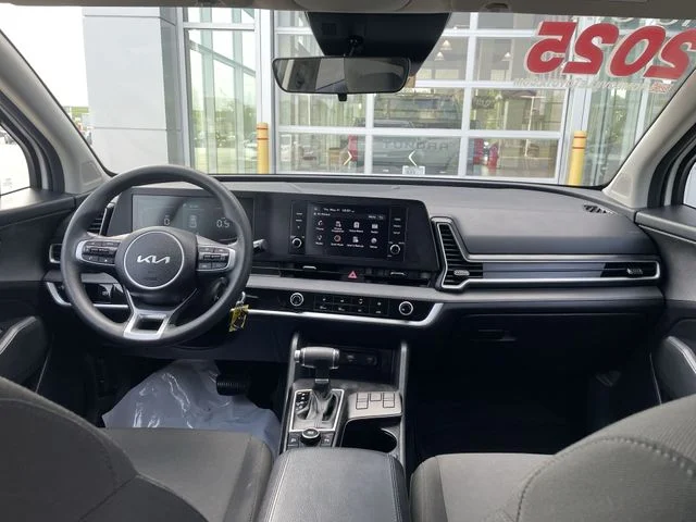 2025 Kia Sportage LX - Photo 38