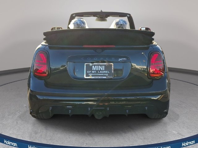 New 2027 Gray MINI Iconic image 6
