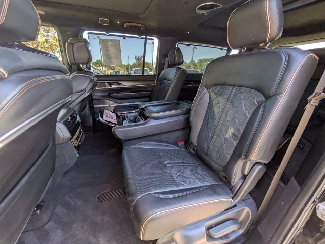 Certified Used 2025 Diamond Black Jeep Series III image 14