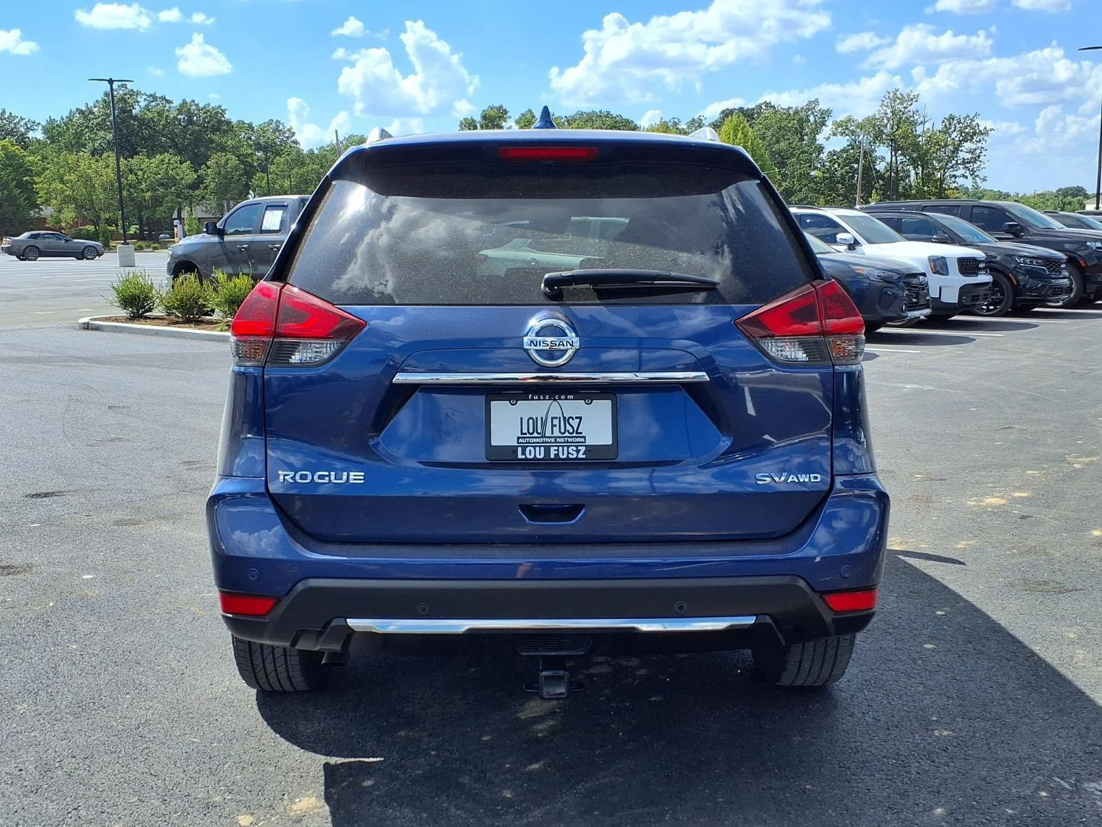 Used 2020 Caspian Blue Metallic Nissan SV image 28