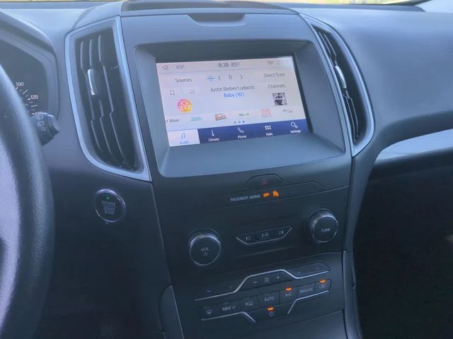 Used 2020 White Ford SE image 24