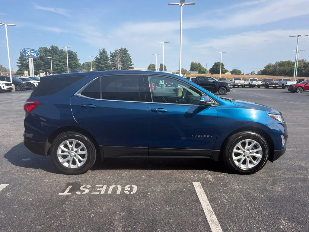 Used 2019 Pacific Blue Metallic Chevrolet LT image 6