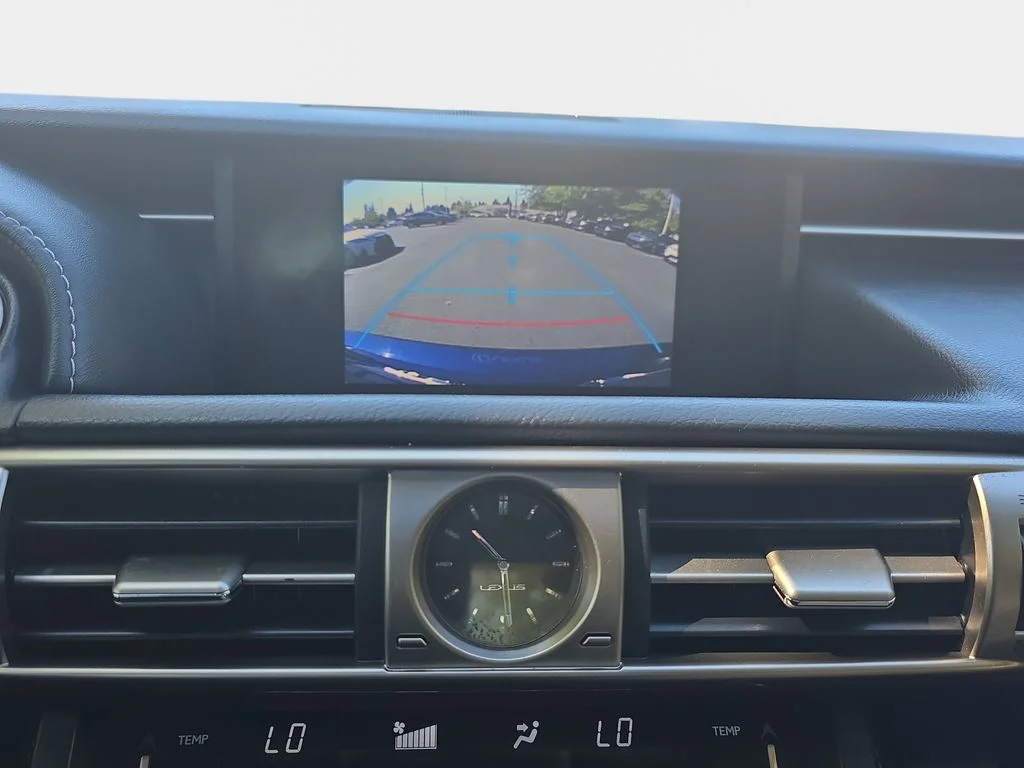 Used 2014  Lexus 250 image 25