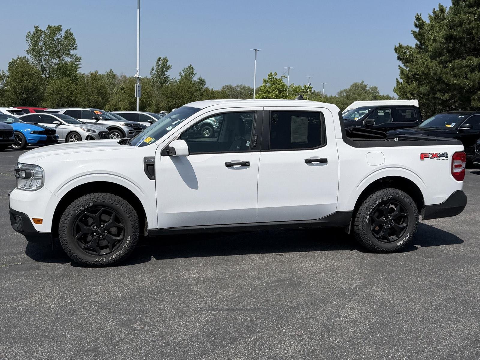 Used 2022 Oxford White Ford XLT image 4