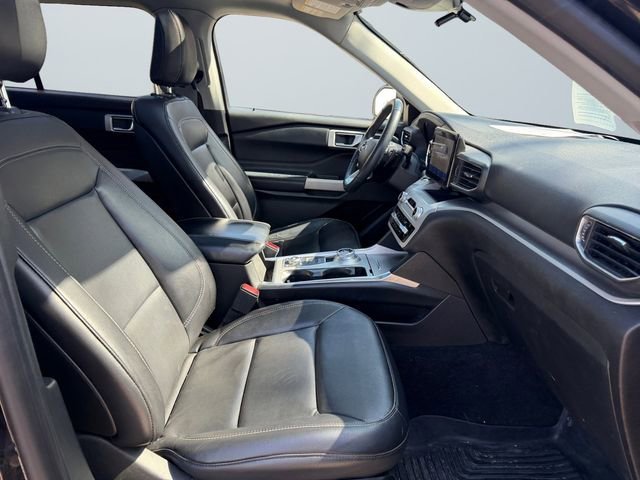 Used 2020 Black Metallic Ford XLT image 16