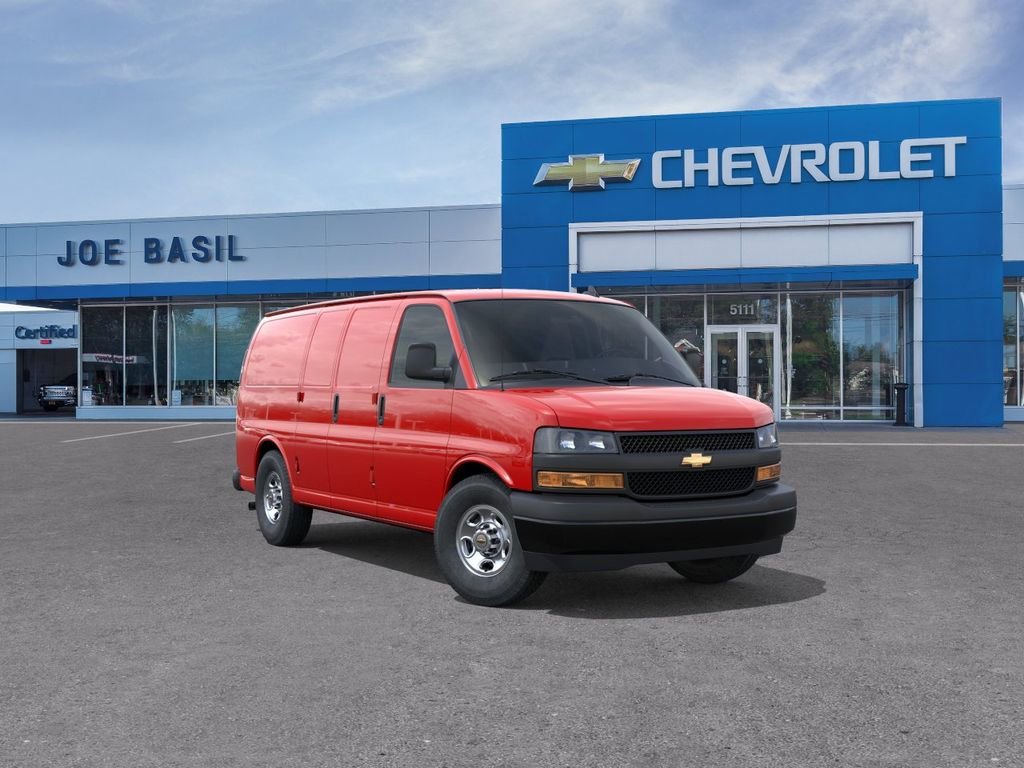 2026 Chevrolet Express 2500 Work Van HD's photo