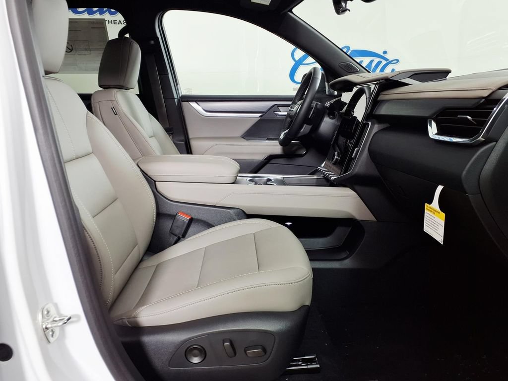 2026 GMC Acadia Elevation - Photo 12