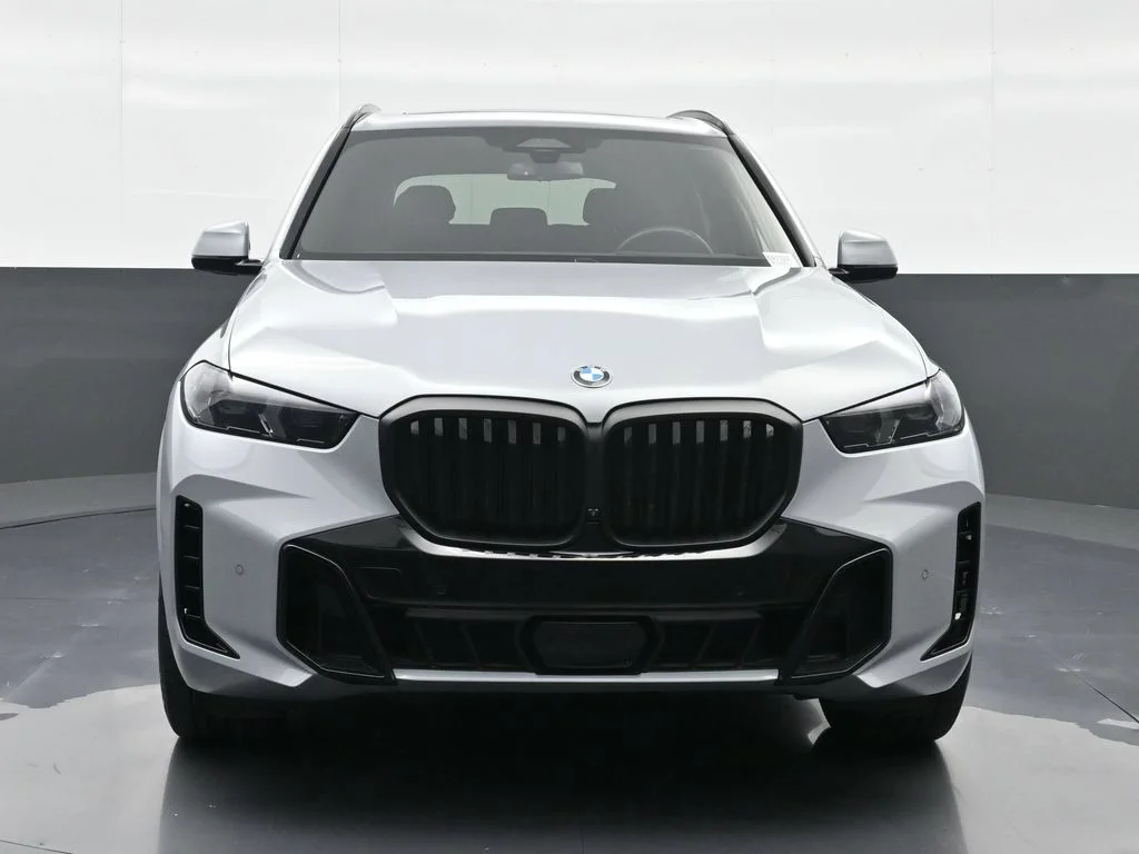 Certified Used 2025 Brooklyn Grey Metallic BMW sDrive40i image 15