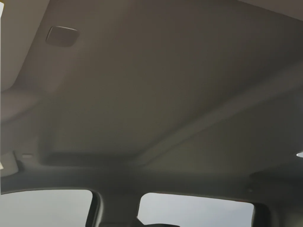 Used 2024 White Chevrolet RST image 18