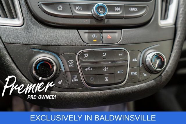 Used 2025 White Chevrolet LT image 24