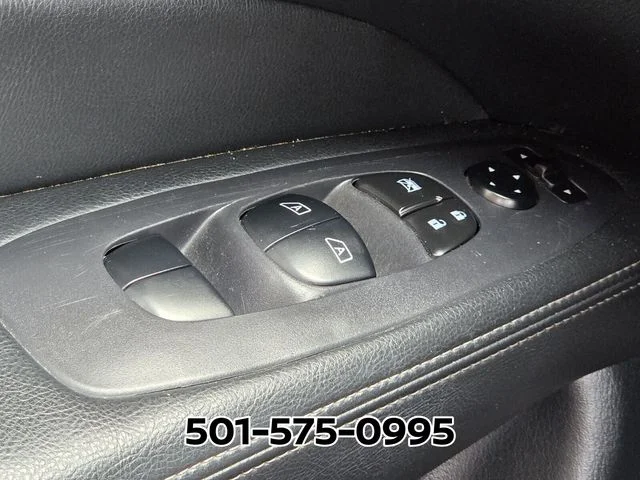 Used 2020 Gray Nissan SL image 33