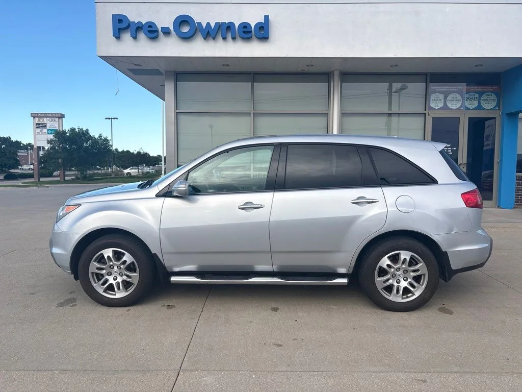 Used 2008 Silver Acura Technology SH-AWD image 8