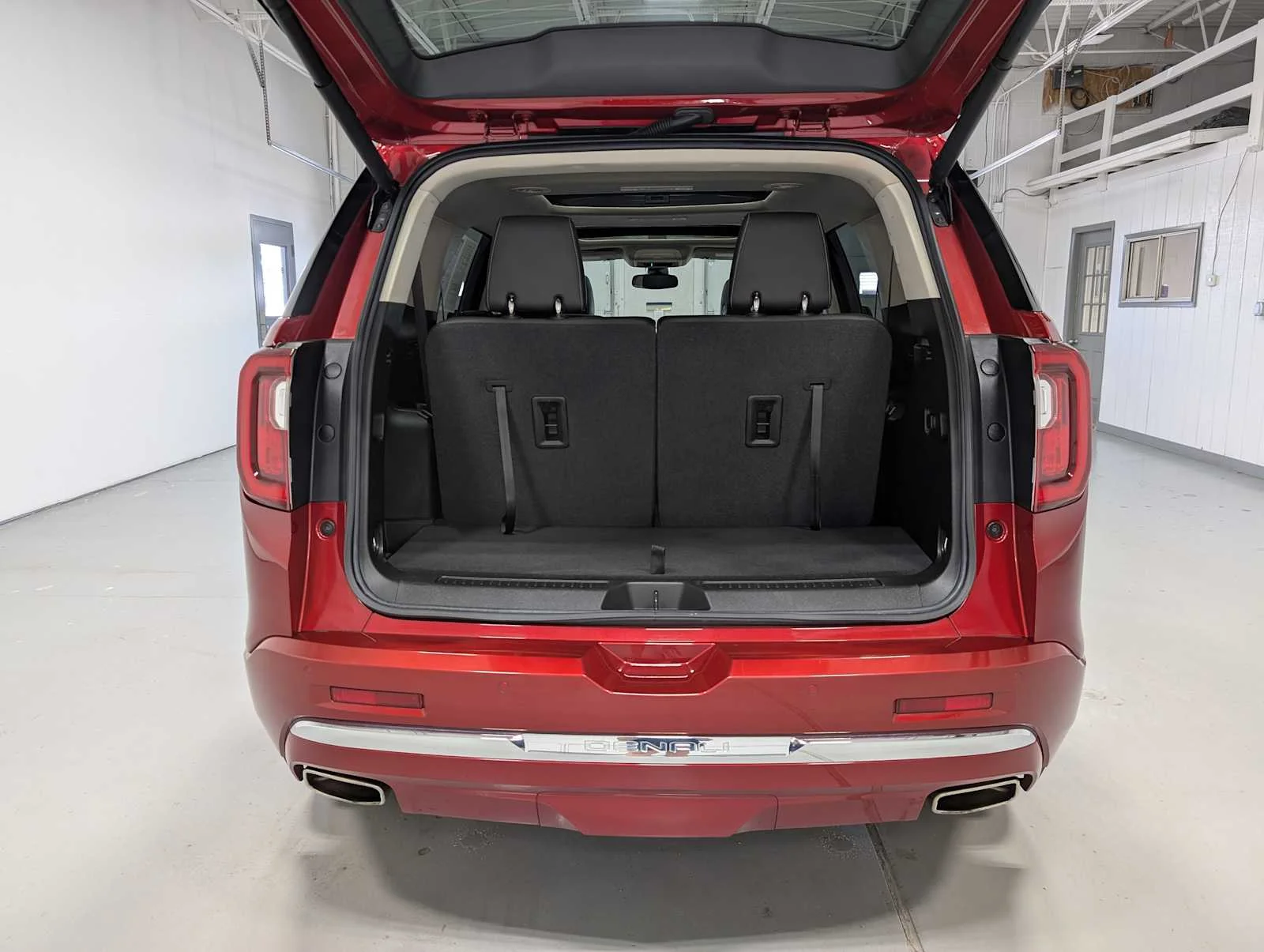 Used 2023 Volcanic Red Tintcoat GMC Denali image 42