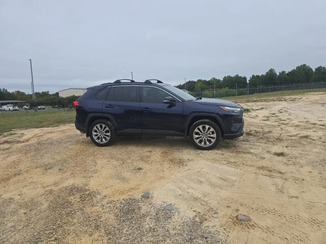Used 2025  Toyota XLE Premium image 12
