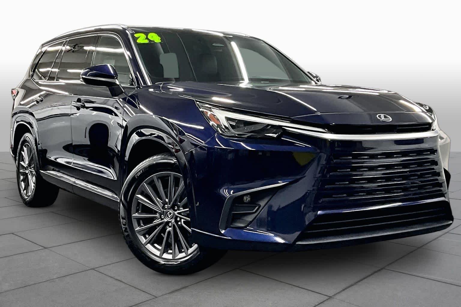 Certified Used 2024 Nightfall Mica Lexus  image 3
