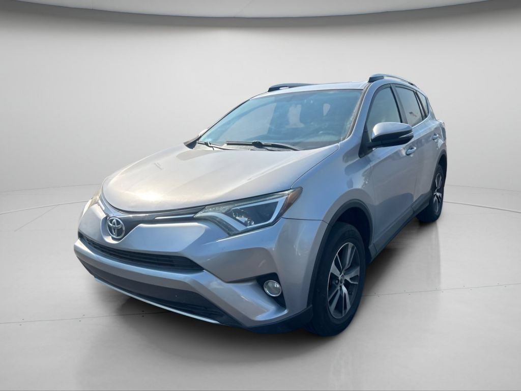 Used 2016 Silver Sky Metallic Toyota XLE image 14