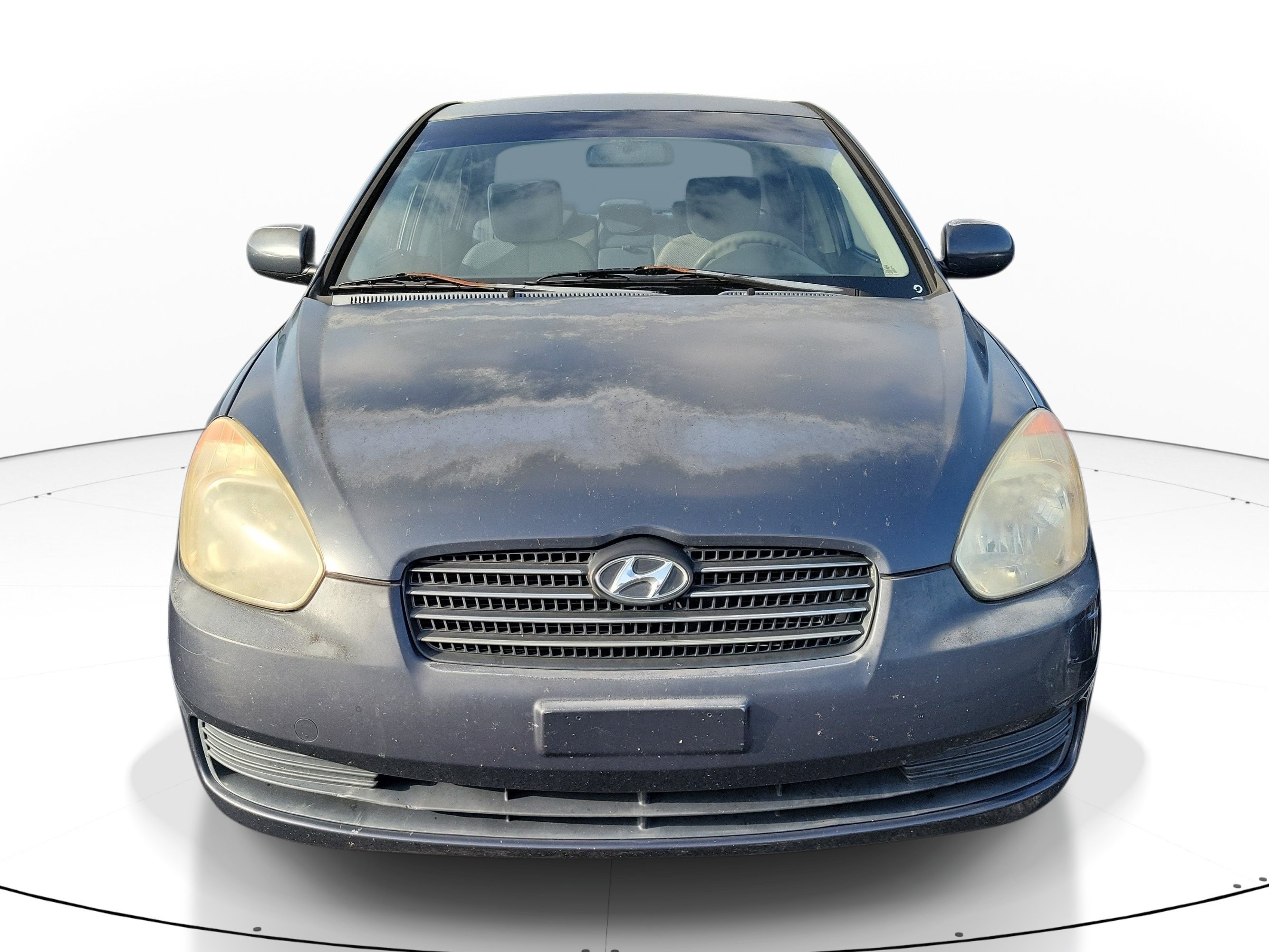Used 2010 Charcoal Gray Pearl Hyundai GLS image 1