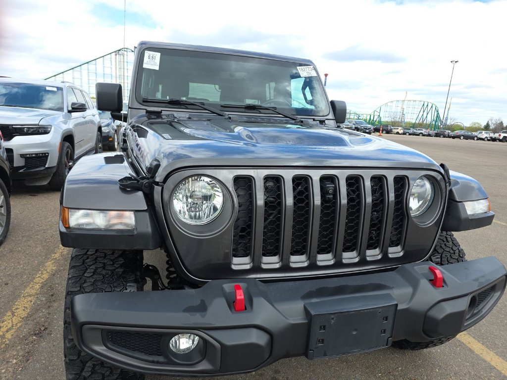 Used 2022 Granite Crystal Metallic Jeep Unlimited Rubicon image 2