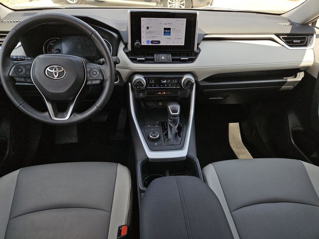 Used 2023 Silver Toyota XLE Premium image 24