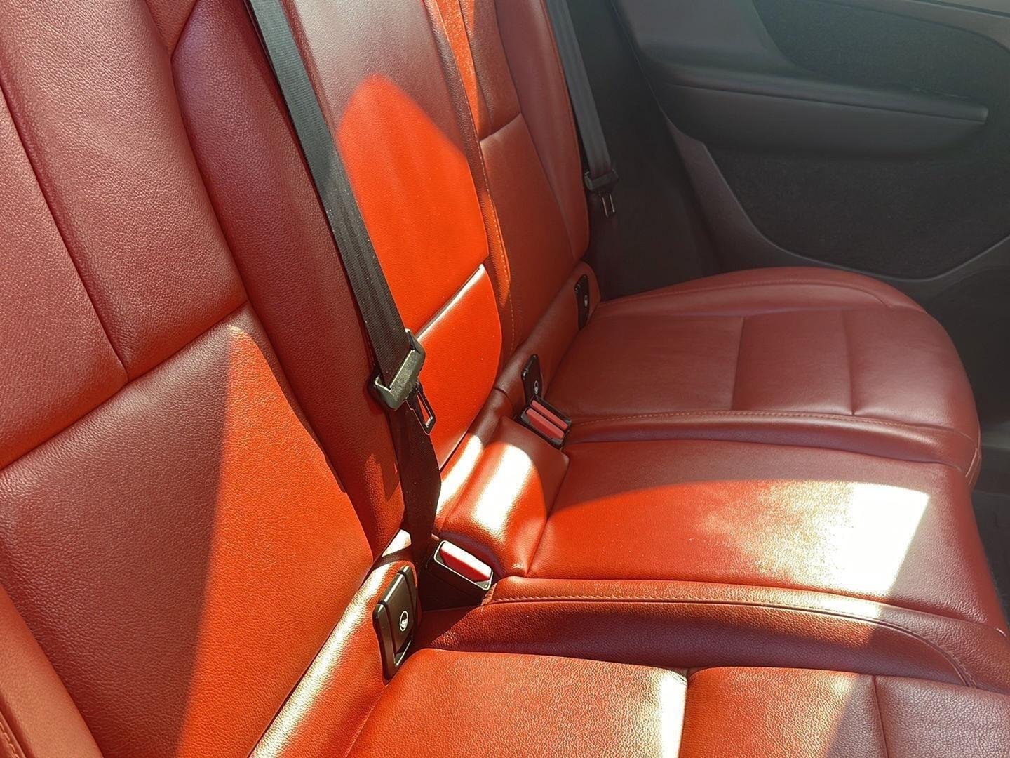2019 Volvo XC40 Momentum - Photo 13