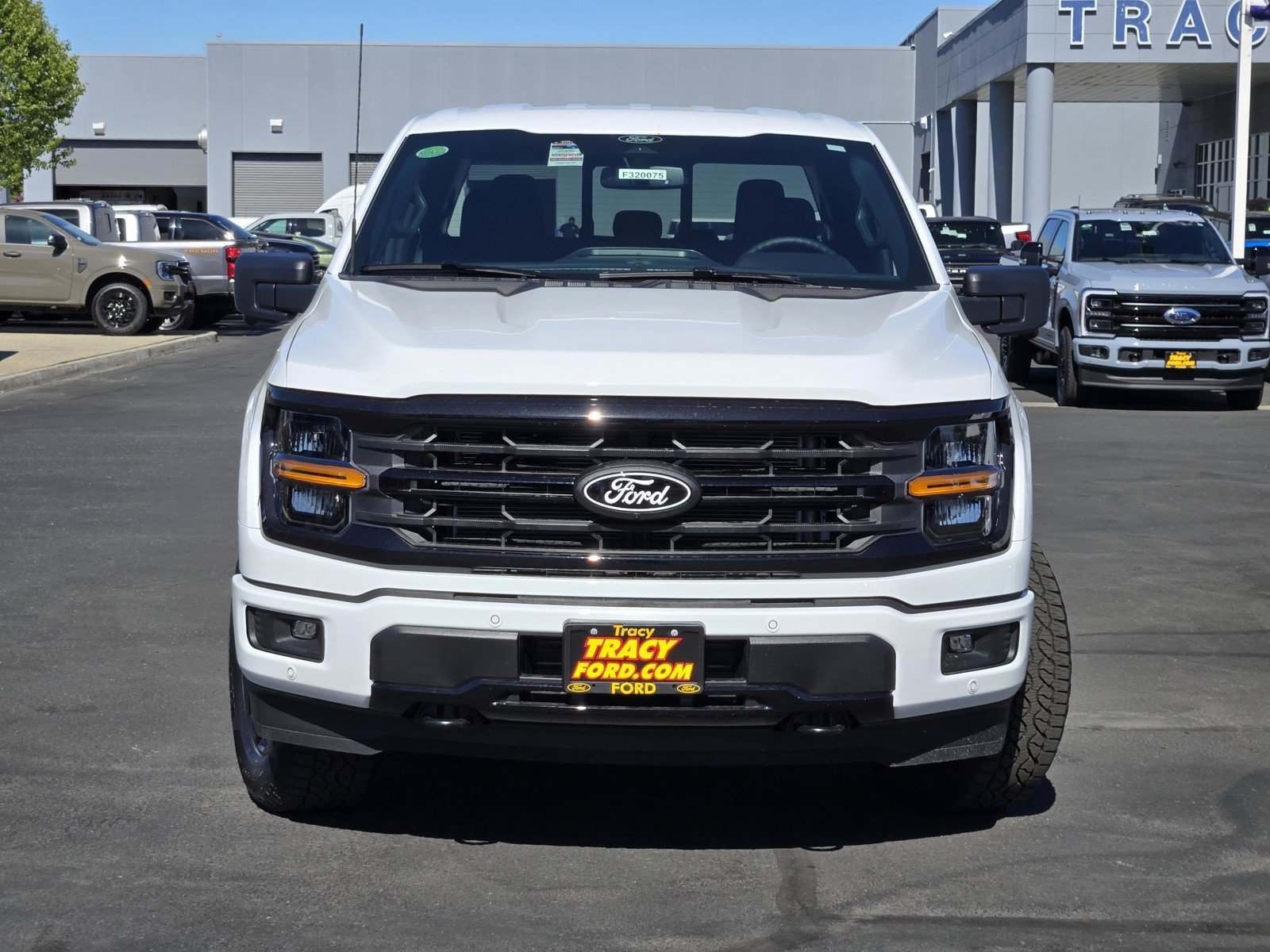 New 2026 Oxford White Ford XLT image 2