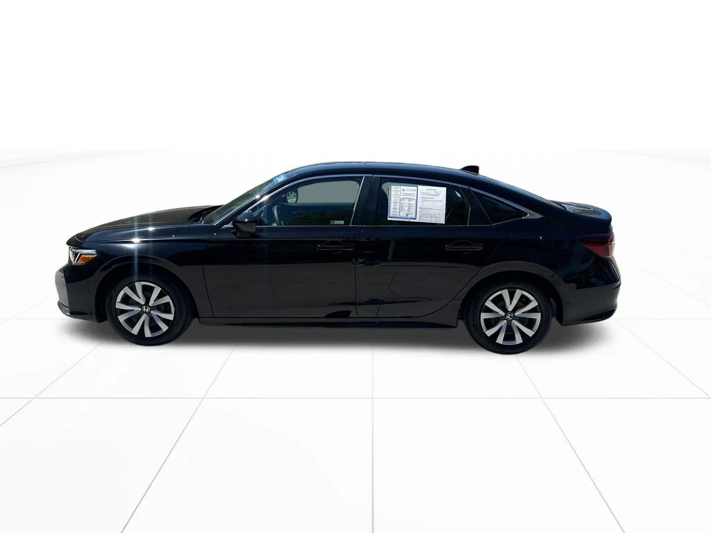 Certified Used 2026 Crystal Black Pearl Honda 2WD LX image 5