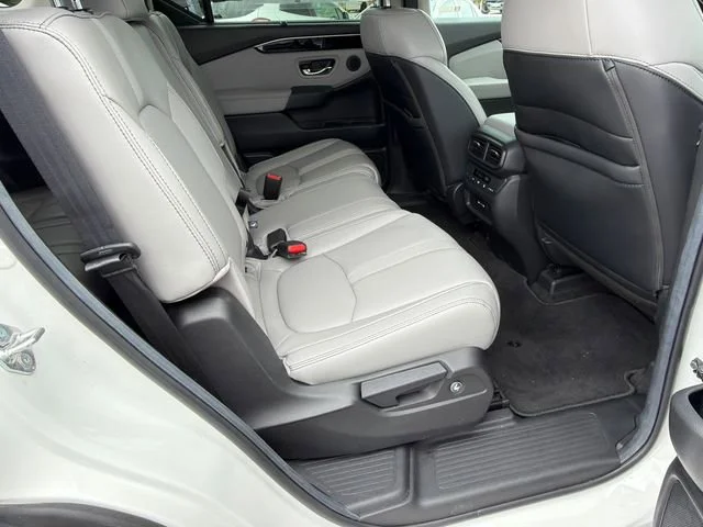 Used 2025 White Honda EX-L image 15