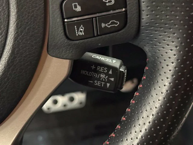 Used 2021 White Lexus 300 F Sport image 14