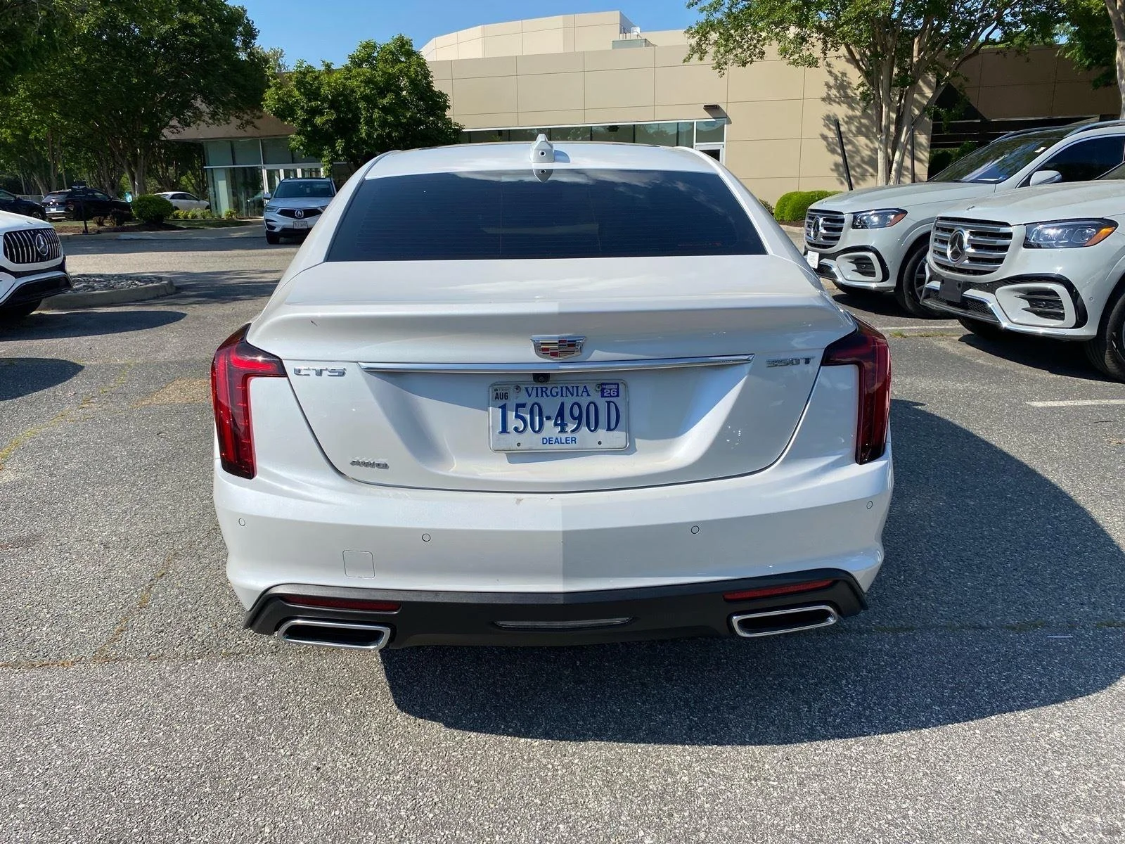 Used 2025 Crystal White Tricoat Cadillac Premium Luxury image 7