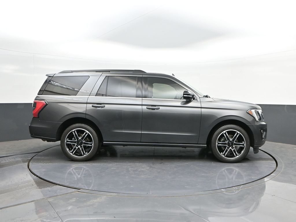 Used 2019 Gray Ford Limited image 26