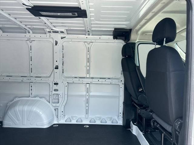New 2026 Bright White Clear-Coat Exterior Paint RAM Tradesman image 9