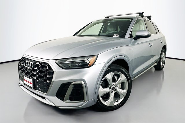 2023 Audi Q5 S line Premium Plus