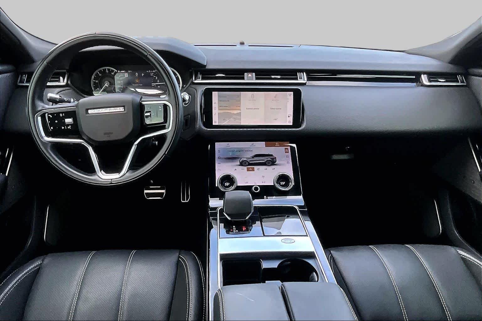 Used 2022 Santorini Black Metallic Land Rover R-Dynamic S image 16