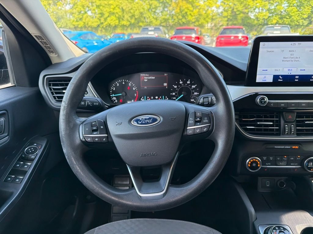 Used 2020 Black Metallic Ford SE image 12