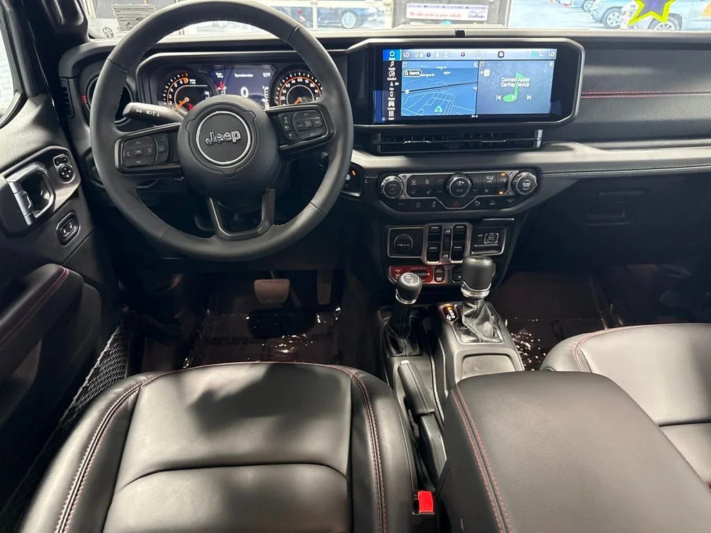 Used 2025 Black Jeep Rubicon image 18