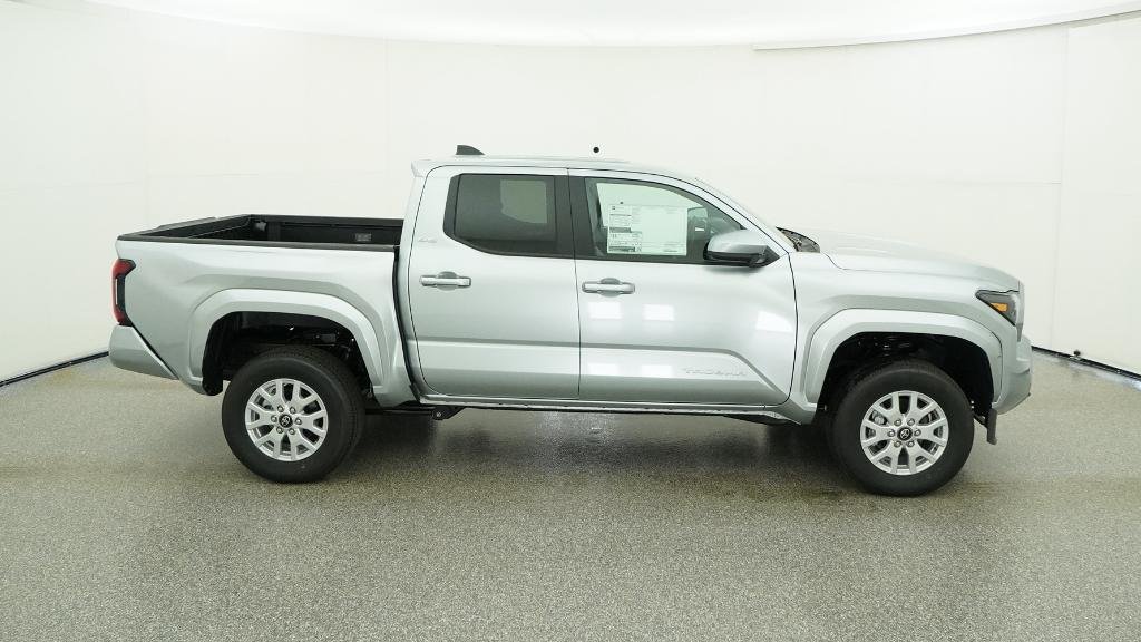 New 2026 Celestial Silver M Toyota SR5 image 60