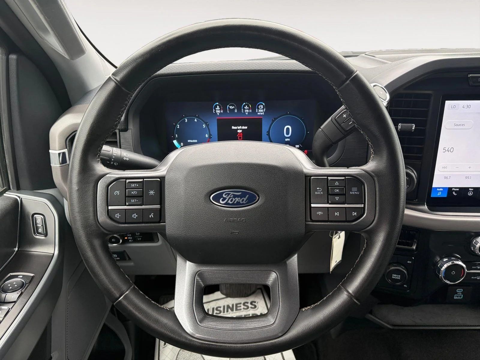 Used 2024 Atlas Blue Ford XLT image 16