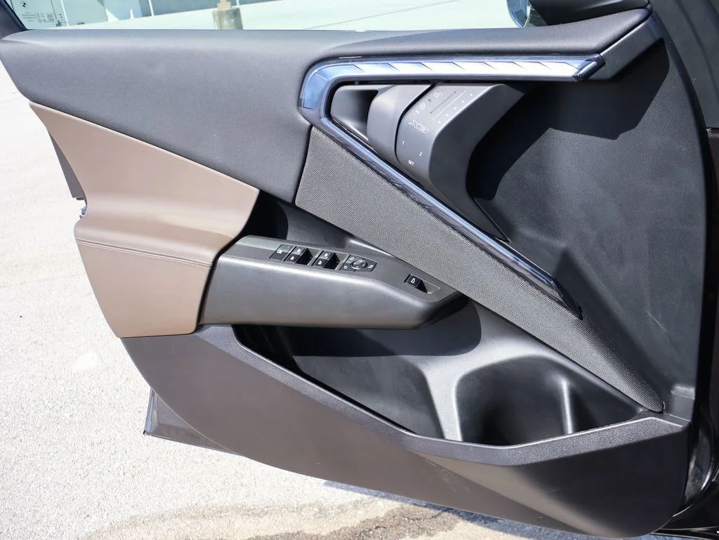 Used 2025 Gray BMW 30 xDrive image 40