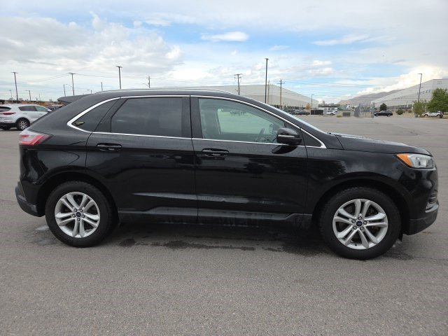 Used 2019 Black Metallic Ford SEL image 2