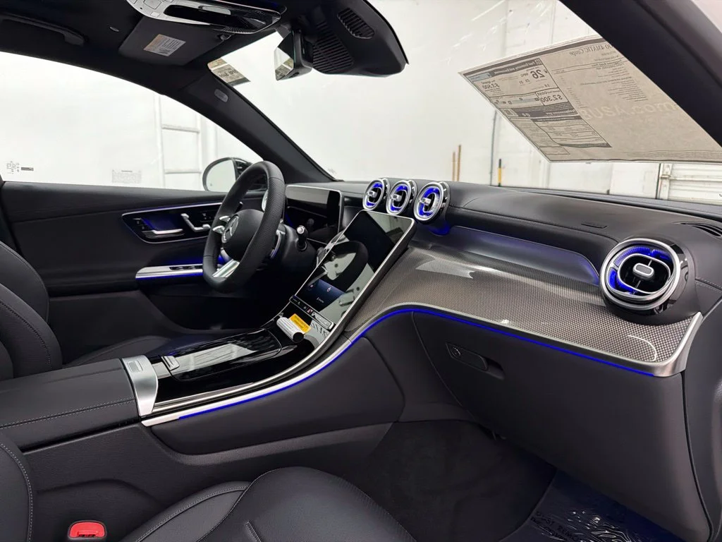 New 2027 White Mercedes-Benz GLC 300 Coupe image 31