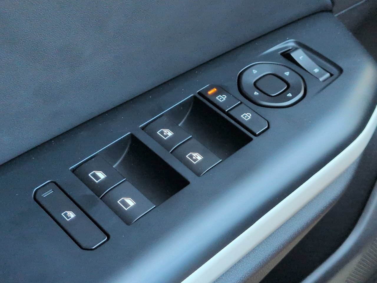 New 2026 Aurora Black Pearl Kia GT-Line image 28