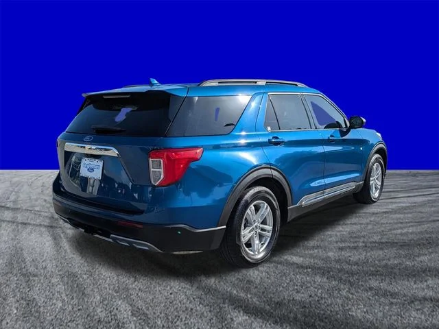 Certified Used 2020 Atlas Blue Metallic Ford XLT image 4