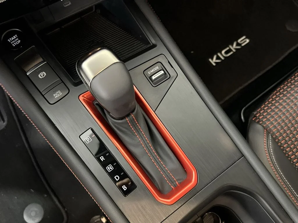 2025 Nissan Kicks SR AWD - Photo 21