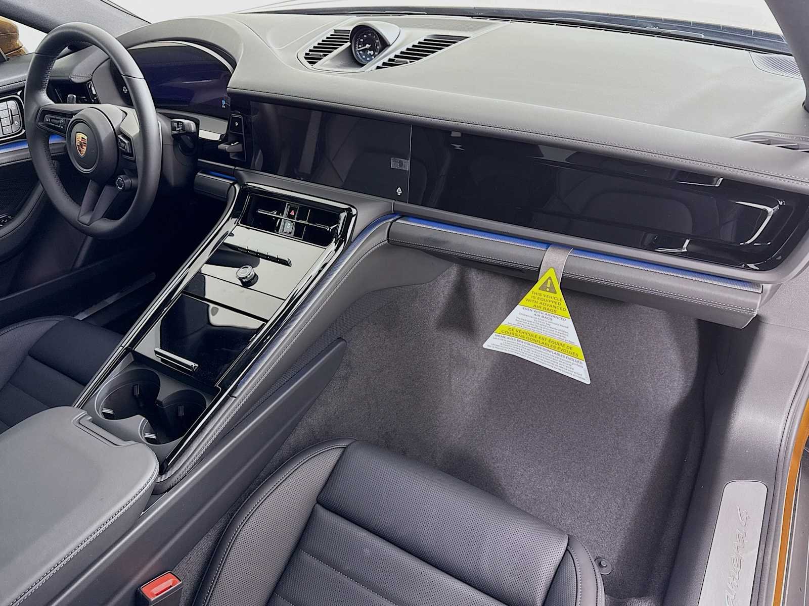 2026 Porsche Panamera 4 E-Hybrid - Photo 31