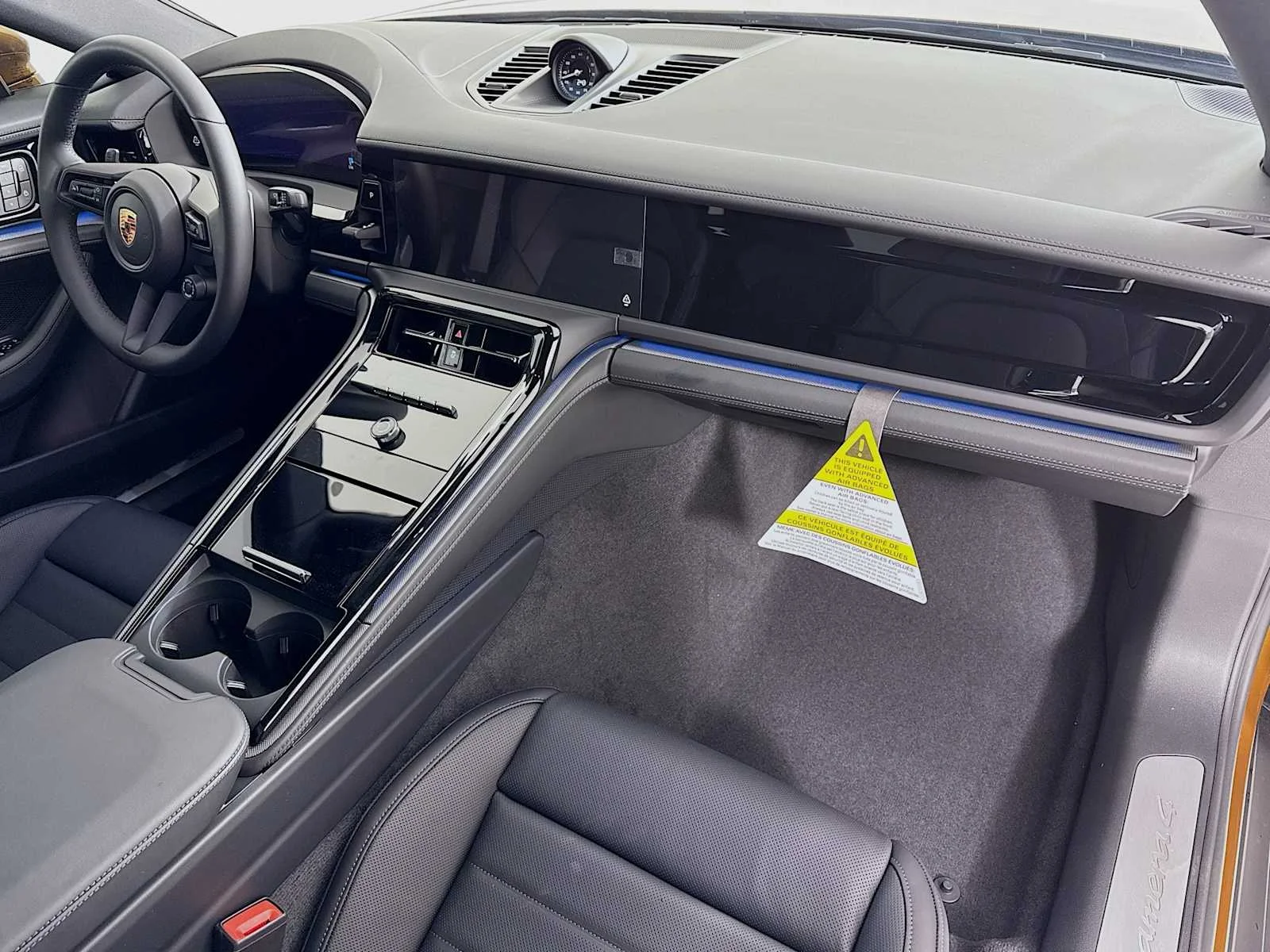2026 Porsche Panamera 4 E-Hybrid - Photo 31