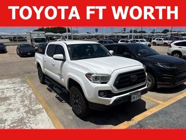 Used 2020 White Toyota SR5 image 1