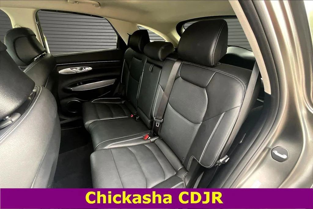 Used 2023 Gray Genesis 2.5T image 20