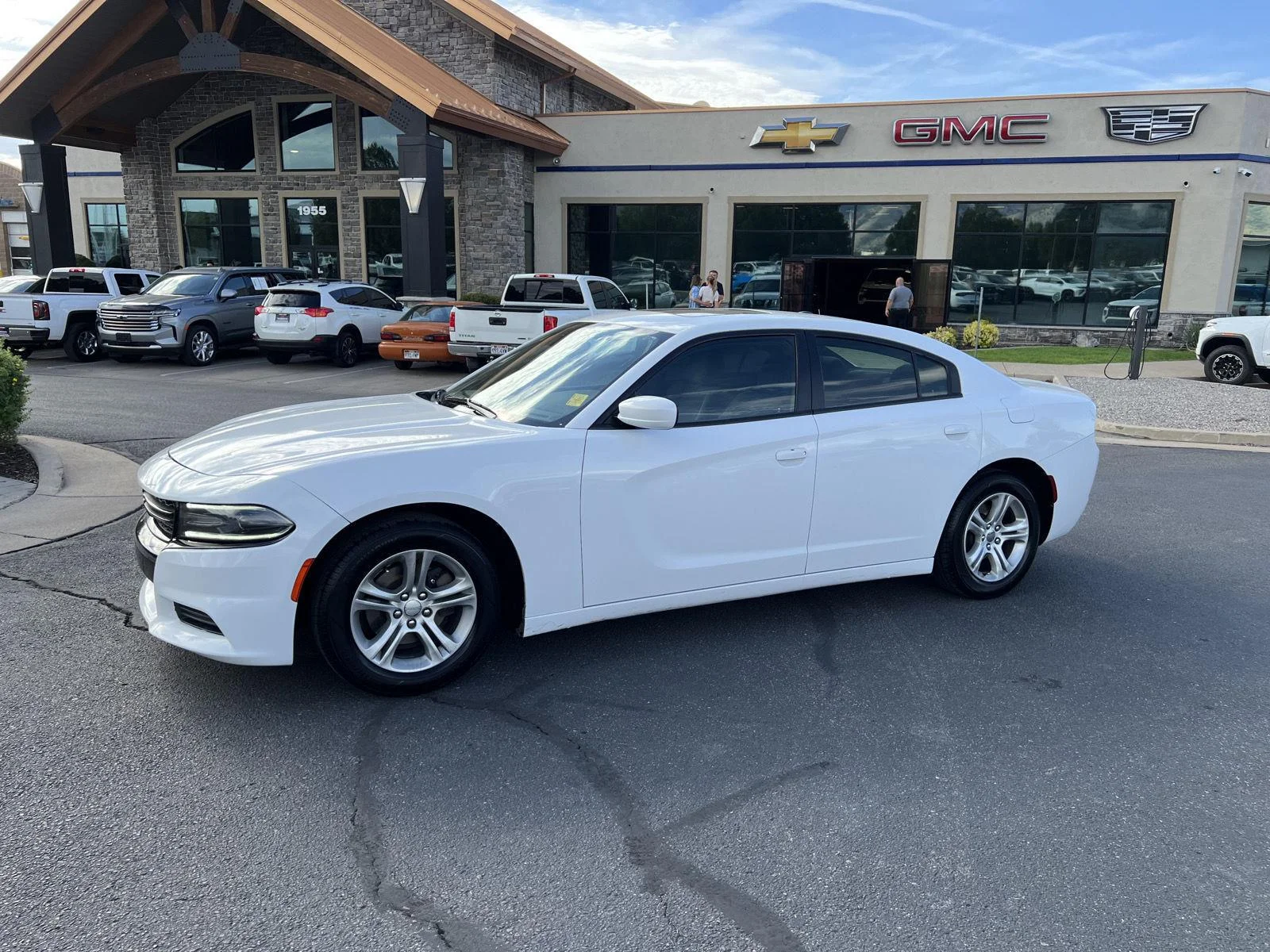 2019 Dodge Charger SXT - Photo 1