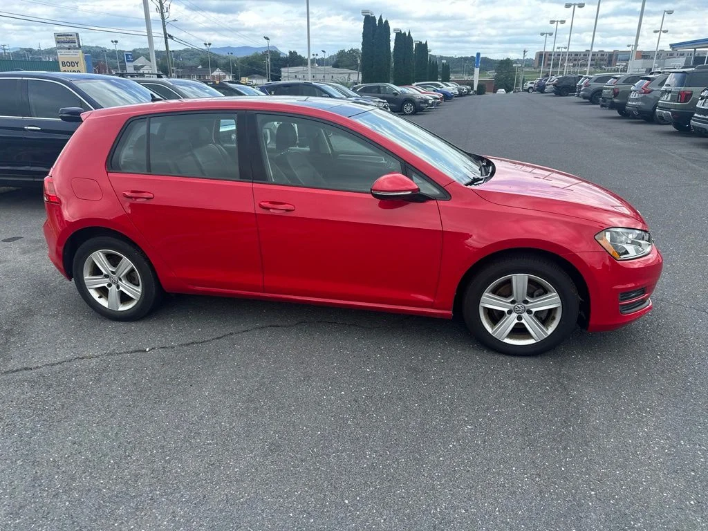 Used 2017 Tornado Red Volkswagen Wolfsburg image 4