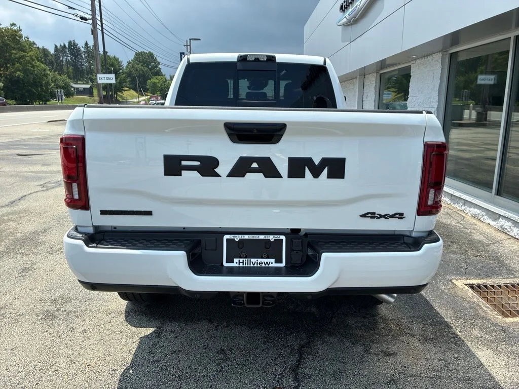 New 2026 Bright White Clear-Coat Exterior Paint RAM Big Horn image 4